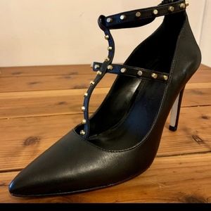 BANANA REPUBLIC Black Leather Stilletto With GOLD STUDS
